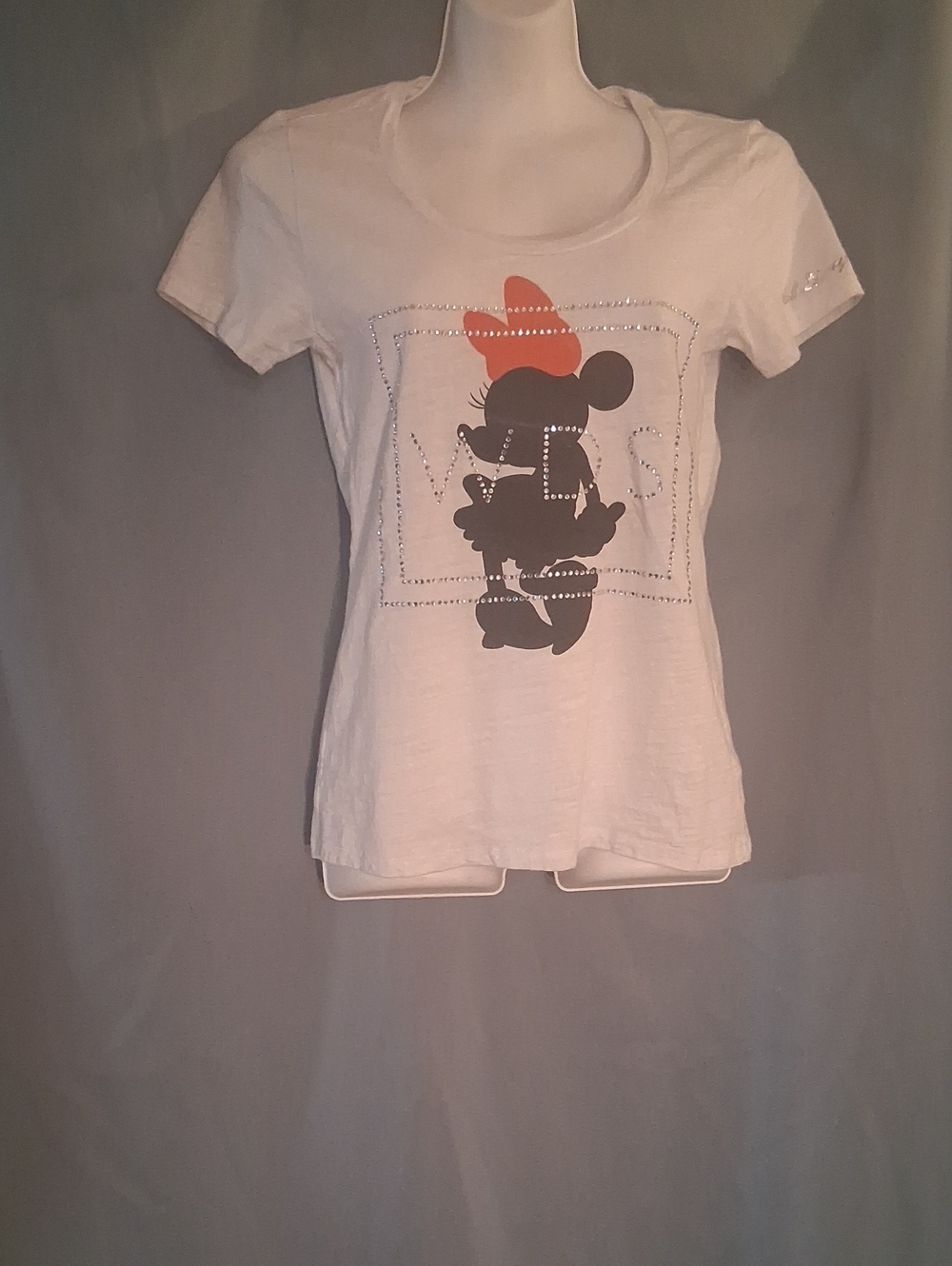 Girls White Graphic Tee with Black Silhouette and Coral Bow